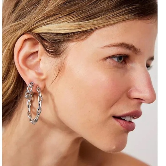 NWT Free People White Plated Plated Silver Hoop Earrings Set - Picture 3 of 5